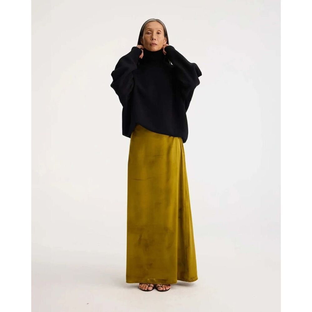 Vince Women's Gold High Waisted Velvet Silk Maxi Skirt Size Size 42/US 12/XL B1